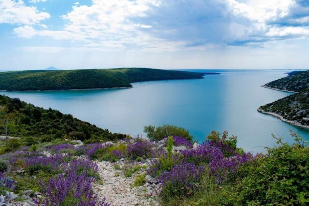 Villa San Polo Max Divšići Buitenkant foto